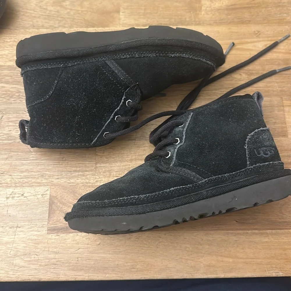 UGG Neumel boots